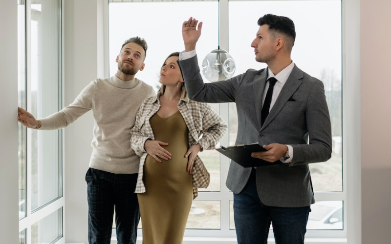 Immobilienkauffrau/-mann